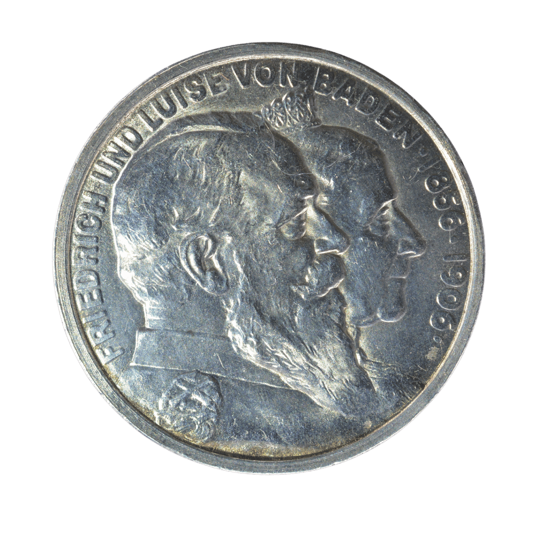 5 марок, Баден, 1906

Характеристики:

* Країна: Німецька імперія
* Державне утворення: Велике герцогство Баден
* Номінал: 5 марок
* Рік: 1906
* Правителі: Фрідріх I та Луїза Прусська
* Монетний двір: Штутгарт (F)
* Метал: срібло 900
* Маса: 27,78 г
* Діаметр: 38 мм
* Гурт: напис GOTT MIT UNS
* Тираж: 60 000 шт.

Опис:
Пам’ятна срібна монета, викарбувана до 50-річчя шлюбу великого герцога Фрідріха I Баденського та великої герцогині Луїзи Прусської (1856–1906). На аверсі зображені їхні погруддя праворуч. На реверсі — імперський орел Німецької імперії під короною, дата 1906 та номінал FÜNF MARK.