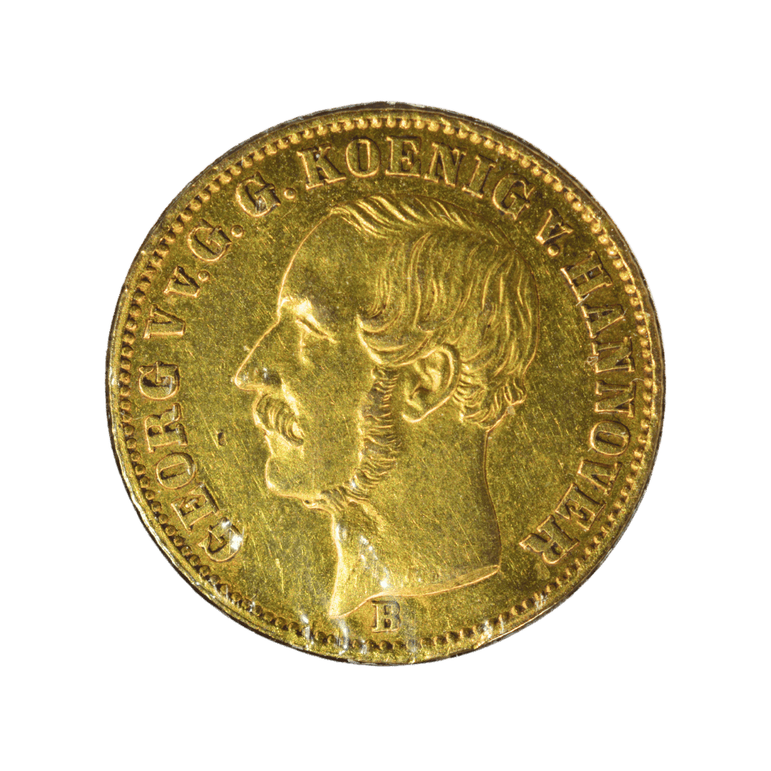 2½ талера, Ганновер, 1853

Характеристики:

* Країна: Королівство Ганновер
* Номінал: 2½ талера
* Рік: 1853
* Правитель: Георг V
* Монетний двір: Ганновер (B)
* Метал: золото 896
* Маса: 3,32 г
* Діаметр: 18 мм
* Гурт: рифлений
* Тираж: не встановлений (у авторитетних каталогах Jaeger, AKS, Krause та NGC дані про тираж відсутні).  

Опис:
Золота монета Королівства Ганновер часів правління Георга V. На аверсі — портрет короля праворуч із легендою GEORG V. G.G. KOENIG V. HANNOVER («Георг V, Божою милістю король Ганновера»). На реверсі — коронований герб Королівства Ганновер, дата 1853 та номінал 2½ THALER.