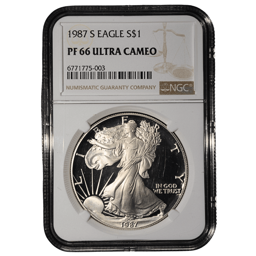United States 1 Dollar 1987 S NGC PF66 Ultra Cameo

Назва:
1 долар — American Silver Eagle 1987-S, NGC PF 66 ULTRA CAMEO

Опис:
Срібний американський Silver Eagle 1987 року у спеціальному виконанні Proof. На аверсі — Walking Liberty, на реверсі — гербовий орел США.

Характеристики:

* Держава: США
* Номінал: 1 долар
* Рік: 1987
* Монетний двір: Сан-Франциско, S
* Метал: срібло (999 проба)
* Вага: 31,10 г
* Діаметр: 40,60 мм
* Тираж Proof: 904 732 шт.
* Виконання: Proof
* Грейдинг: NGC PF 66 ULTRA CAMEO
* Напис: LIBERTY (Свобода)
* Напис: IN GOD WE TRUST (На Бога ми покладаємося)
* Реверс: UNITED STATES OF AMERICA — ONE DOLLAR (Сполучені Штати Америки — один долар)
* Гурт: рифлений

Примітка:
Випуск 1987-S має досить великий тираж 904 732 екземпляри, тому сама монета не є рідкісною. Цей екземпляр цікавий сертифікацією NGC PF 66 ULTRA CAMEO.