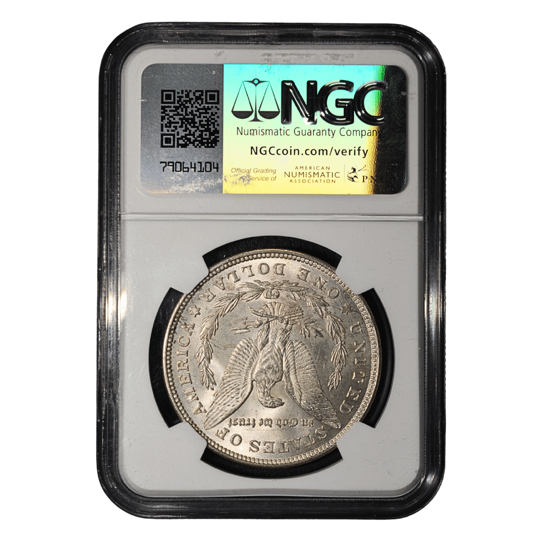 United States 1 Dollar 1921 NGC MS65 

Morgan Dollar 1921 — $1

Опис:
Срібний долар США типу Morgan, 1921 року, без позначення монетного двору. На аверсі — портрет Свободи роботи Джорджа Т. Моргана, на реверсі — орел із розпростертими крилами.

Характеристики:

* Країна: США
* Номінал: 1 долар
* Рік: 1921
* Монетний двір: Філадельфія
* Метал: срібло (900)
* Вага: 26,73 г
* Діаметр: 38,1 мм
* Тираж: 44 690 000
* Грейд: NGC MS 65
* NGC Population MS 65: 10 395 шт.  

Примітка:
За даними NGC, у грейді MS 65 сертифіковано 10 395 екземплярів цієї монети. Загалом NGC сертифікувала понад 200 тисяч Morgan Dollar 1921 року.  

Написи:
E PLURIBUS UNUM — «З багатьох — єдине»;
IN GOD WE TRUST — «На Бога ми уповаємо»;
UNITED STATES OF AMERICA — «Сполучені Штати Америки». — фото 2